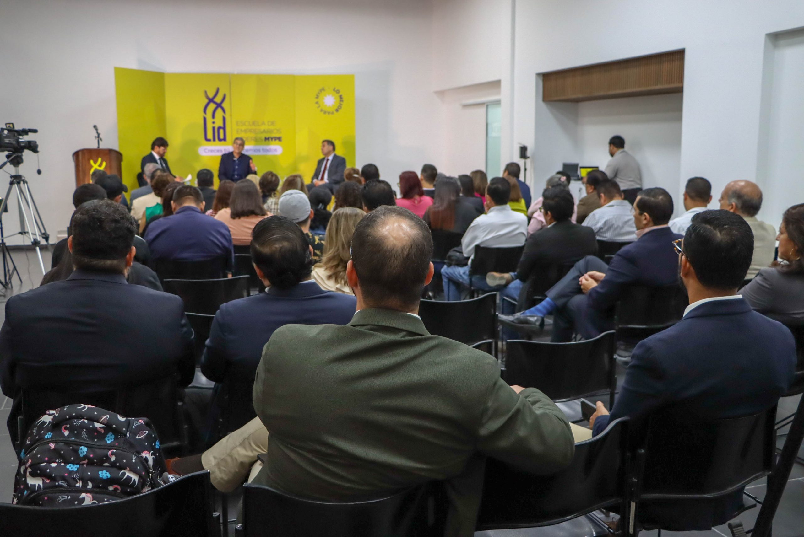 FUSAI LANZA LA ESCUELA PARA EMPRESARIOS DE MICRO Y PEQUEÑA EMPRESA