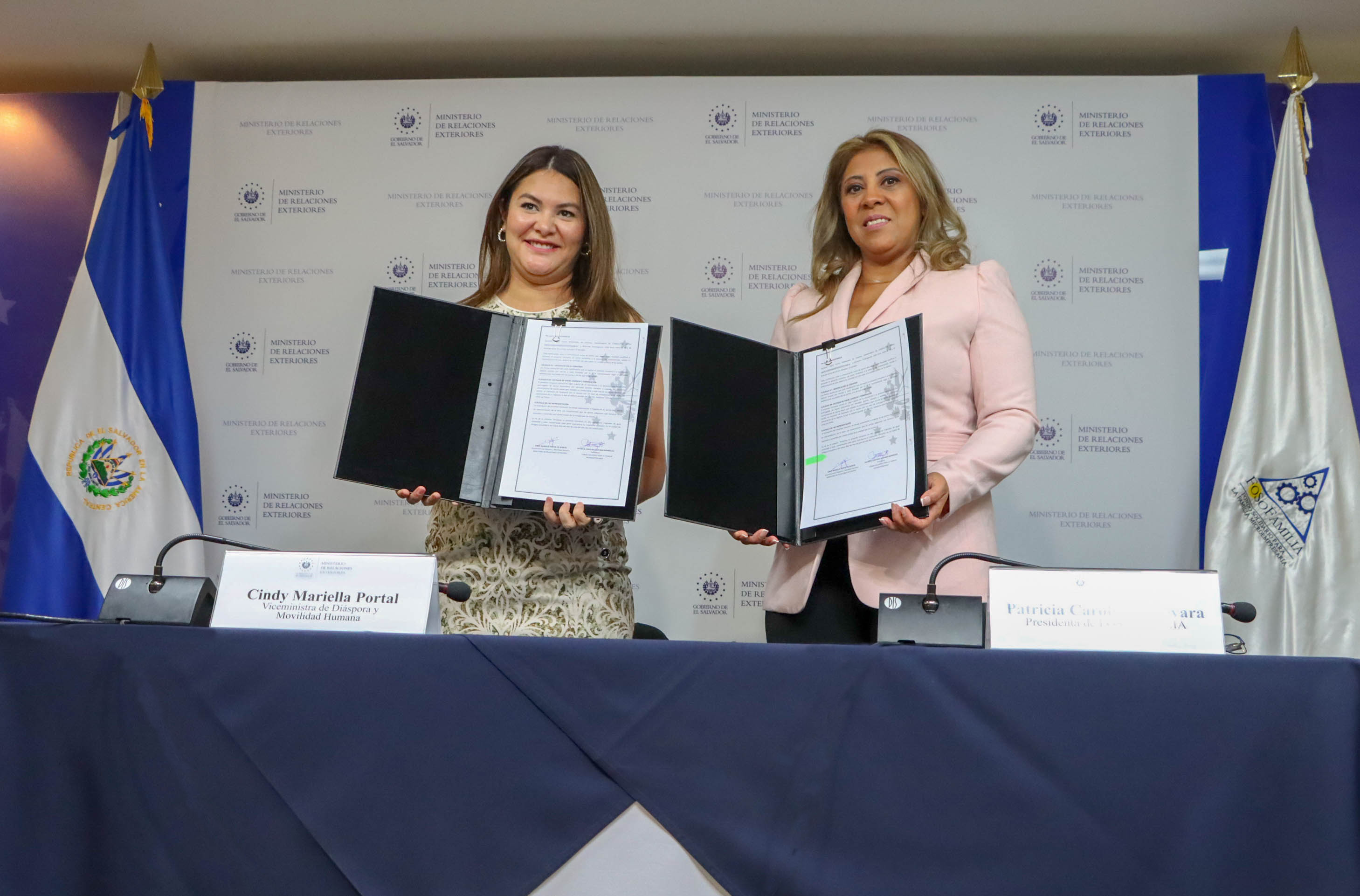 FOSOFAMILIA FIRMA CONVENIO DE COOPERACIÓN CON CANCILLERIA DE EL SALVADOR